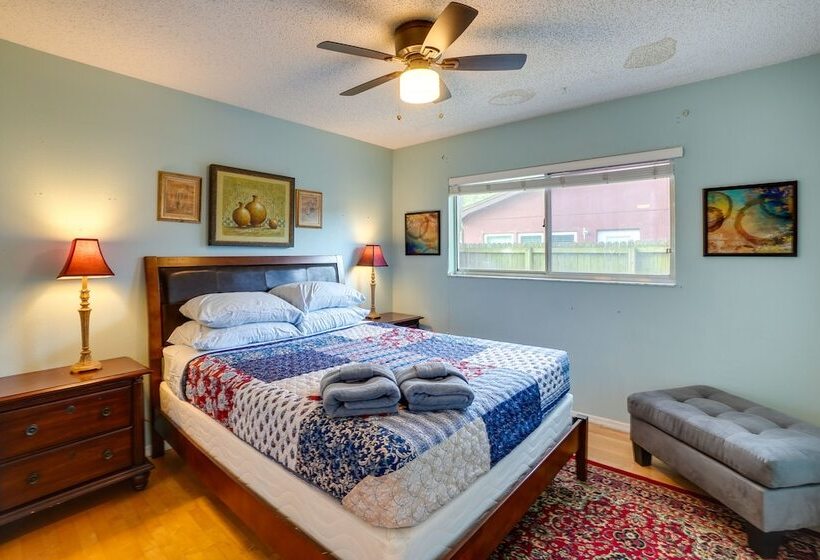 Near Busch Gardens: Sunny Florida Retreat W/ Pool!