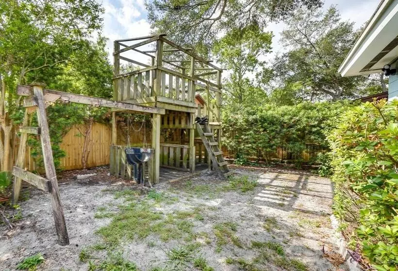 Near Busch Gardens: Sunny Florida Retreat W/ Pool!