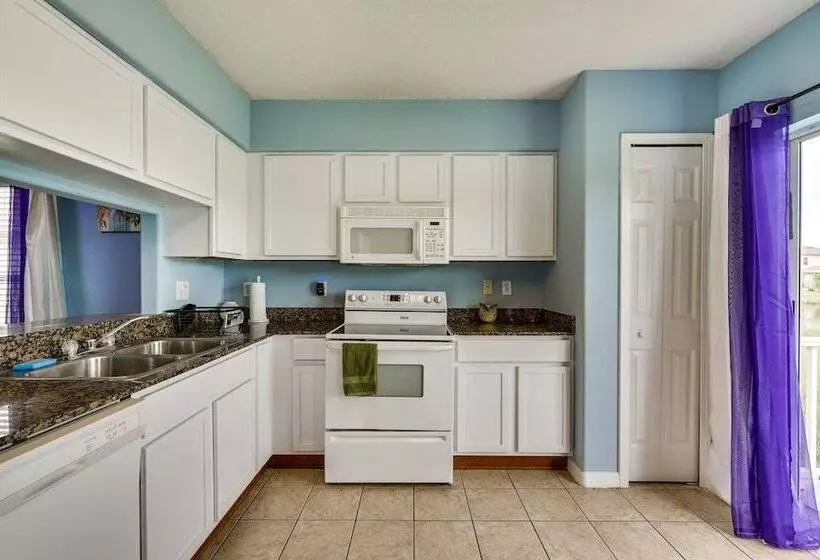 Sunny Wesley Chapel Home ~ 2 Mi To Epperson Lagoon