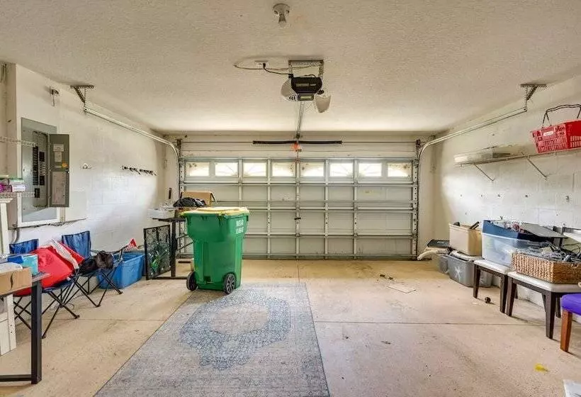 Sunny Wesley Chapel Home ~ 2 Mi To Epperson Lagoon