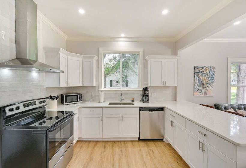 Updated Greenville Home W/ Backyard!