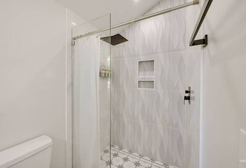 Updated Greenville Home W/ Backyard!