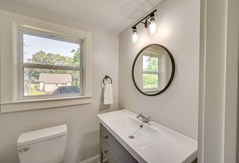 Updated Greenville Home W/ Backyard!