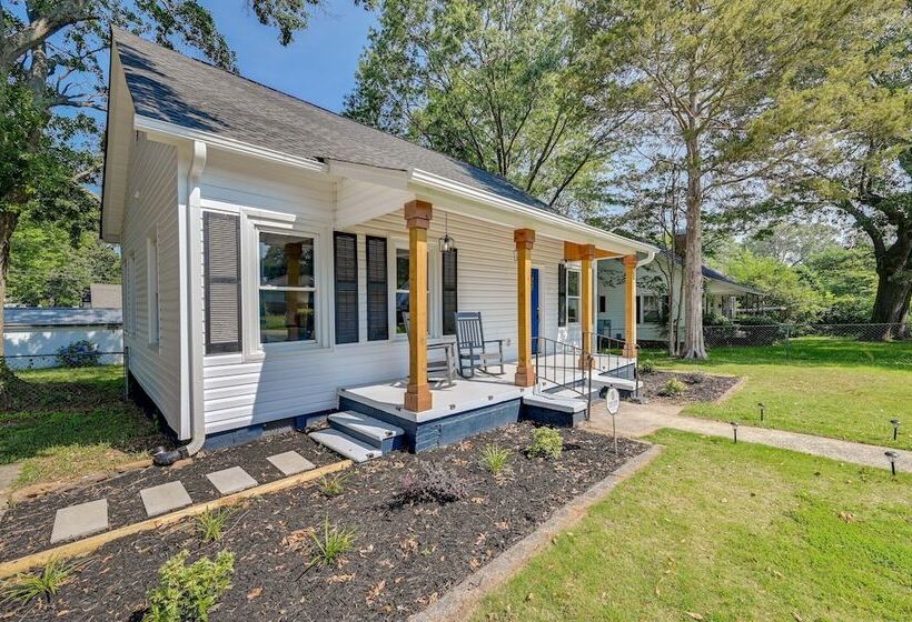 Updated Greenville Home W/ Backyard!