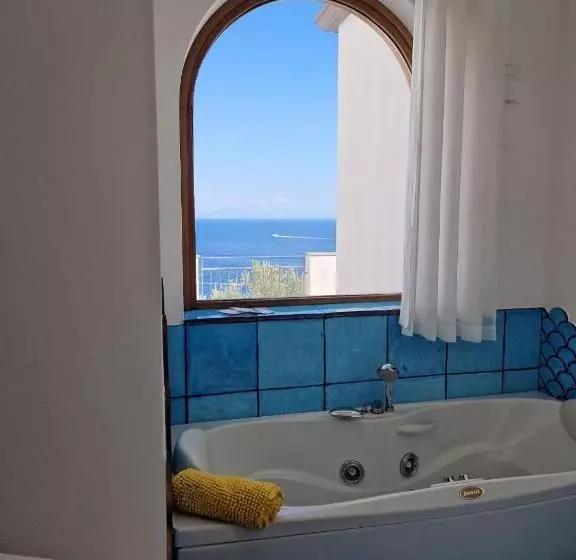 Hostelli Holiday Double