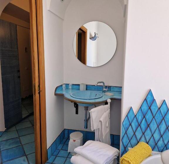 Хостел Holiday Double