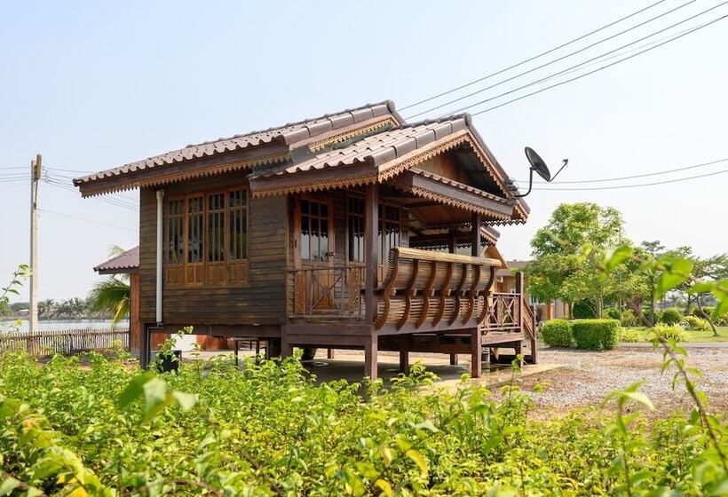 هتل Beung Sampathuan Nakornchaisri Resort