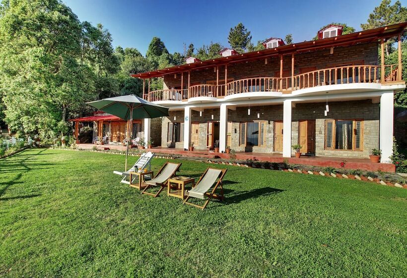 בית מלון כפרי Chevron Mountain Villa