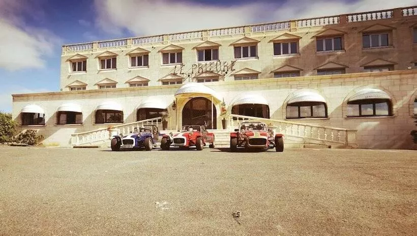 ホテル Hôtel Le Prieuré