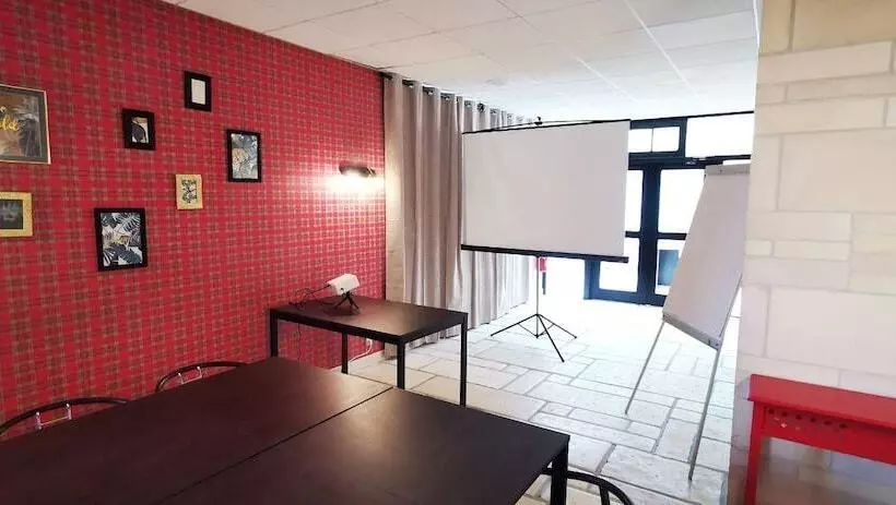 ホテル Hôtel Le Prieuré