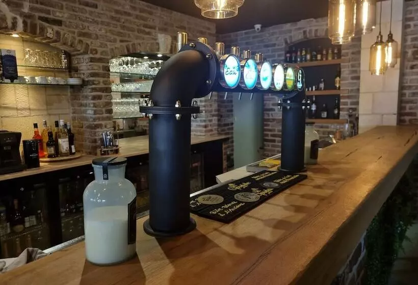 ホテル Hôtel Le Prieuré