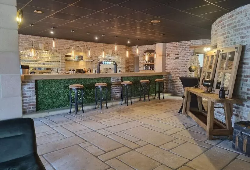 ホテル Hôtel Le Prieuré