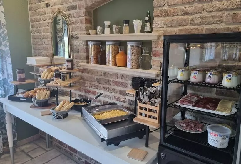 ホテル Hôtel Le Prieuré