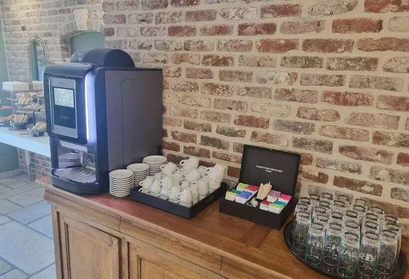 ホテル Hôtel Le Prieuré