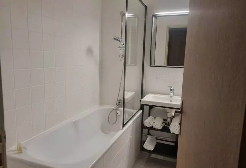 ホテル Hôtel Le Prieuré