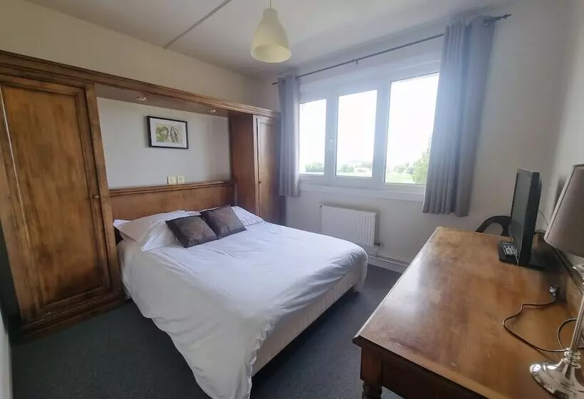 ホテル Hôtel Le Prieuré