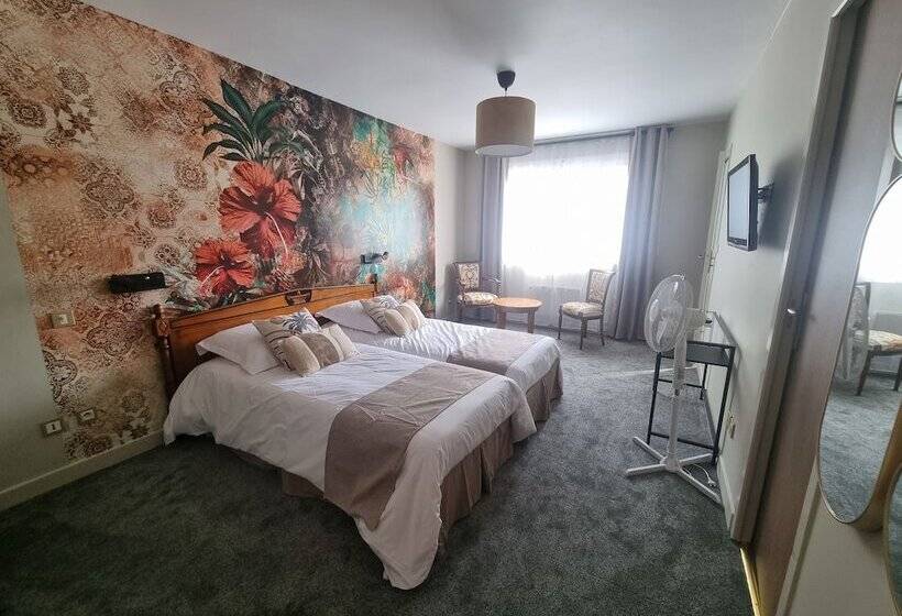 Отель Hôtel Le Prieuré