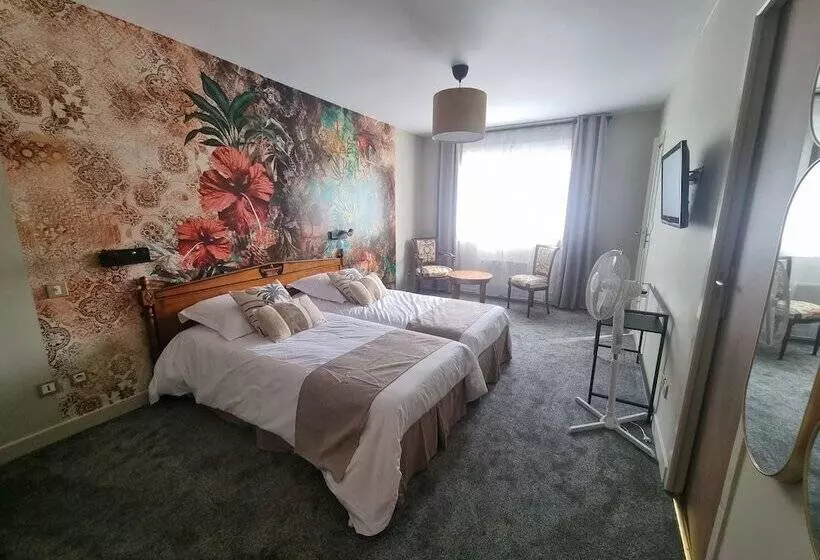 ホテル Hôtel Le Prieuré