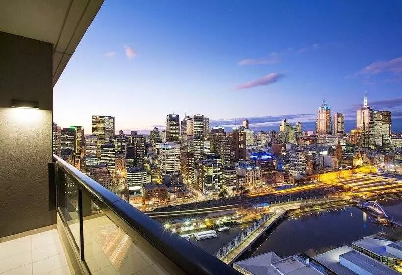 Hotelli Platinum Apartments At Freshwater