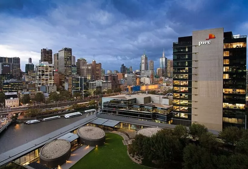 Hotelli Platinum Apartments At Freshwater