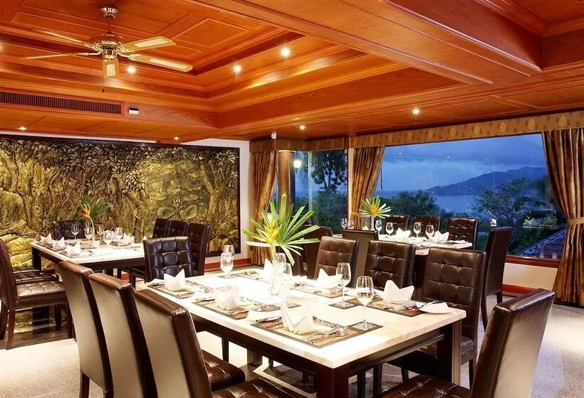 ホテル Reuan Thai Villa