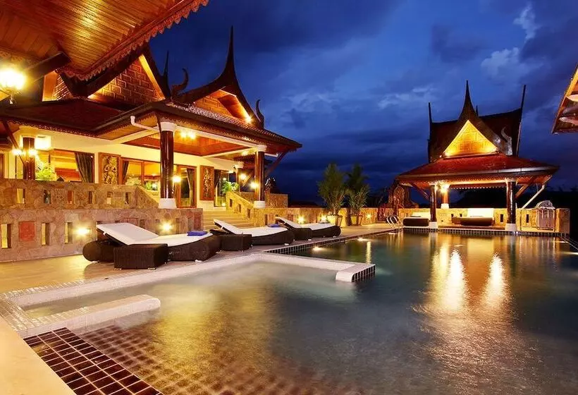 ホテル Reuan Thai Villa