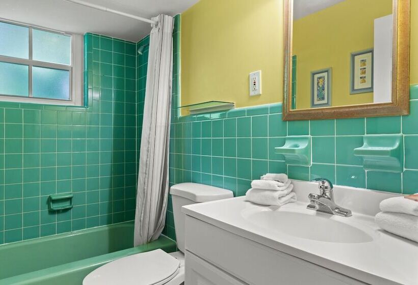 호텔 The Palmview And Sandpiper Inns