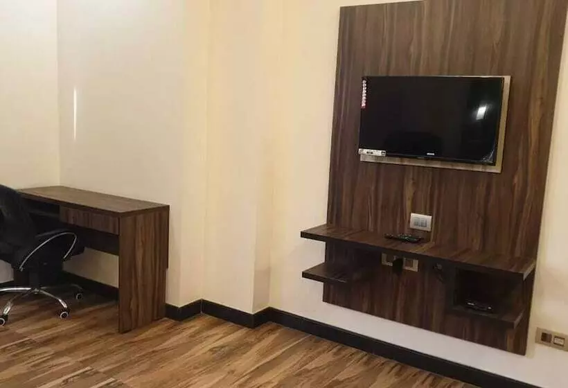 هتل Vibharaj Palace