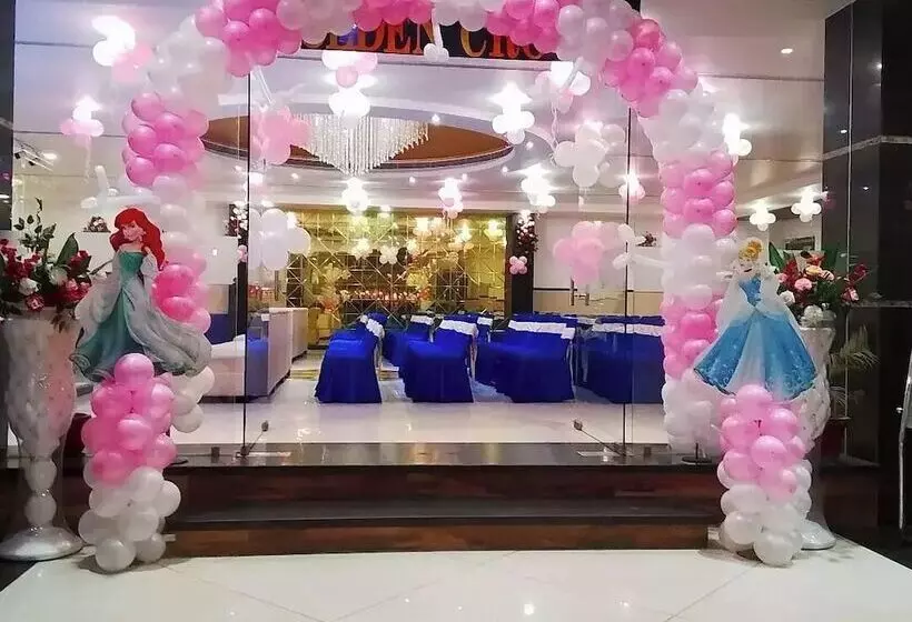 هتل Vibharaj Palace