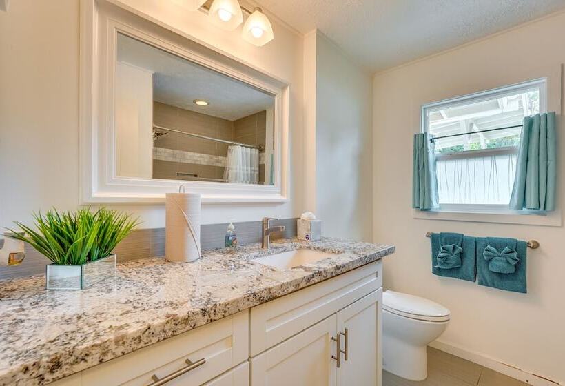 Lovely Kailua Kona Home ~ 2 Mi To Town & Beach!