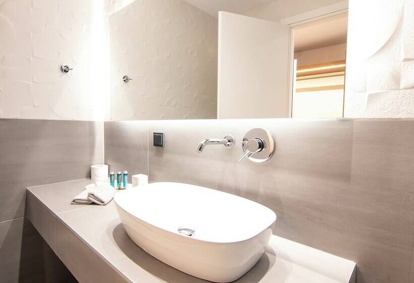 Mythodea Athens Suites