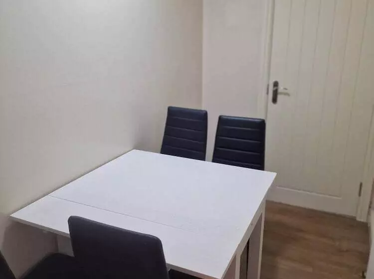 レジデンス Beautiful 1 Room House In London