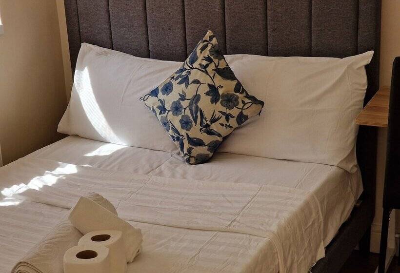 Residens Beautiful 1 Room House In London