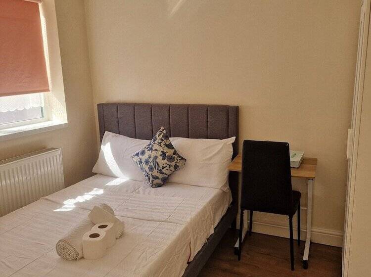 レジデンス Beautiful 1 Room House In London