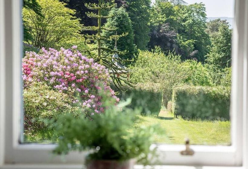 דירת נופש Charming 7 Bed Estate House Near Gleneagles