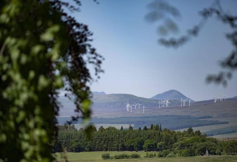 דירת נופש Charming 7 Bed Estate House Near Gleneagles