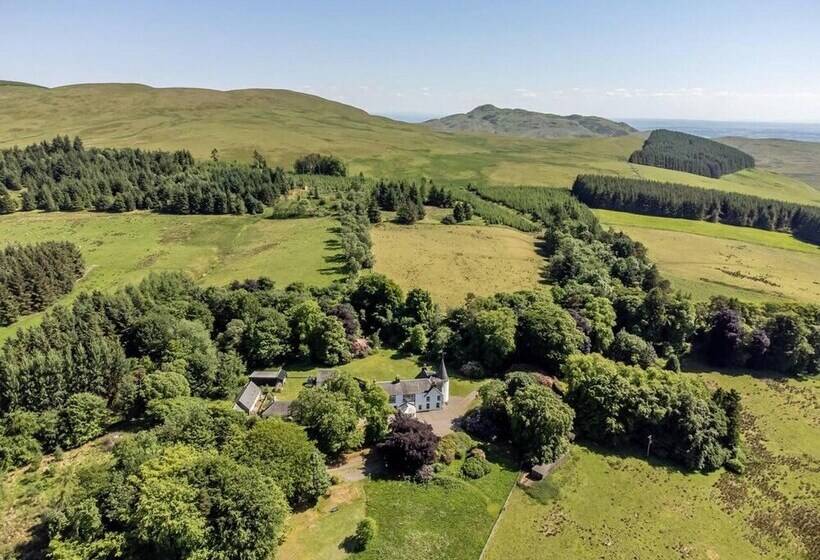 דירת נופש Charming 7 Bed Estate House Near Gleneagles