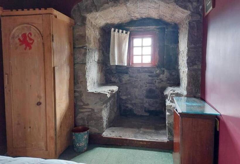 Residens The Tower At Plane Castle