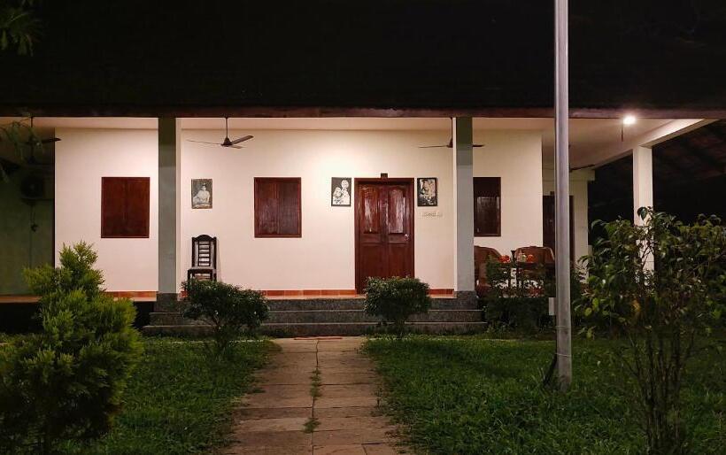 אתר נופש Marari Beach Palace