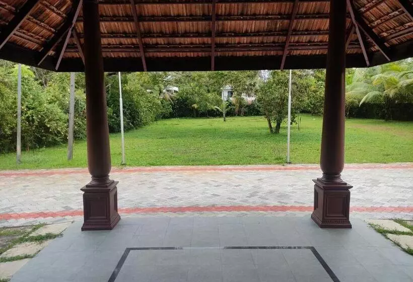 リゾートホテル Marari Beach Palace