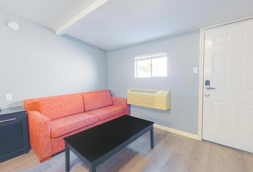 Sands Motel By Oyo Winnie