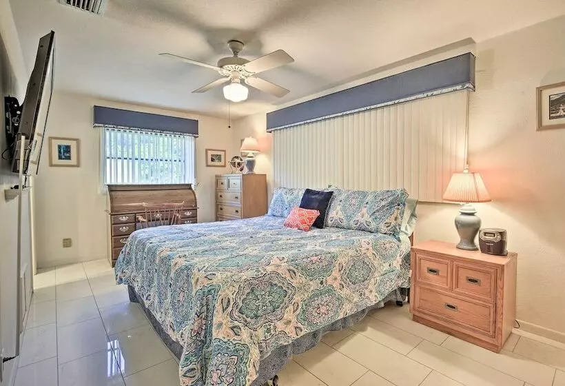 St. Petersburg Home W/ Tropical Yard & Pool!