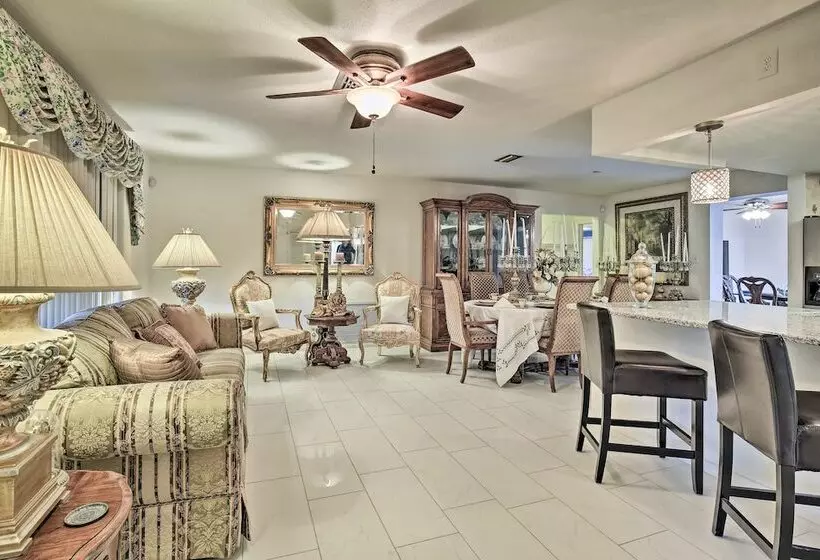 St. Petersburg Home W/ Tropical Yard & Pool!