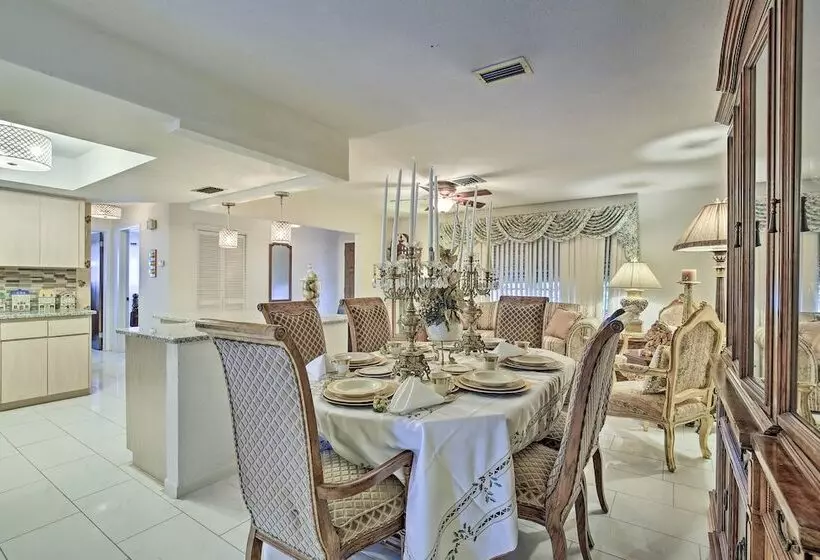 St. Petersburg Home W/ Tropical Yard & Pool!