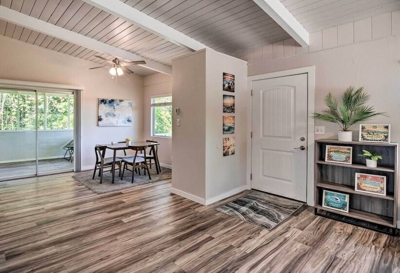 Sunny Pahoa Retreat: Snorkel, Hike & Shop!