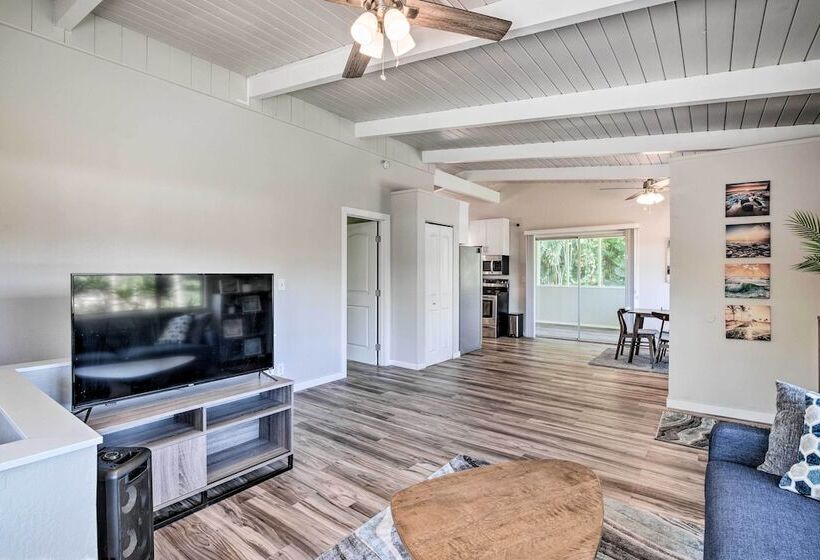 Sunny Pahoa Retreat: Snorkel, Hike & Shop!