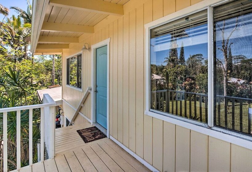 Sunny Pahoa Retreat: Snorkel, Hike & Shop!