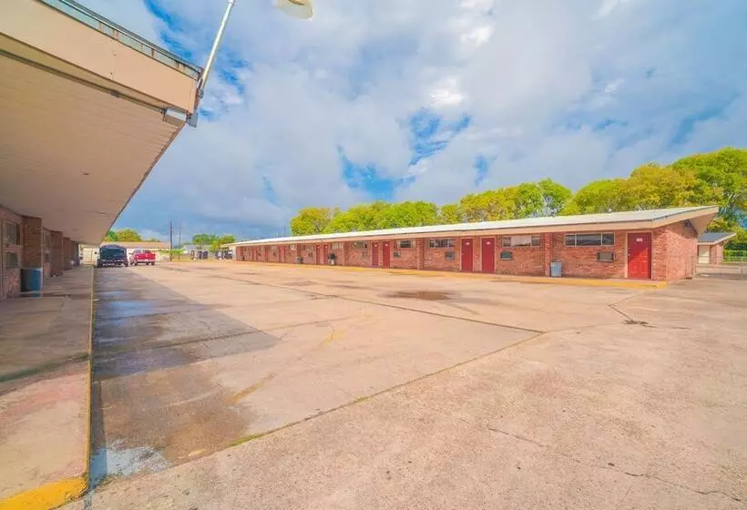 Town & Country Motel Bossier City By Oyo