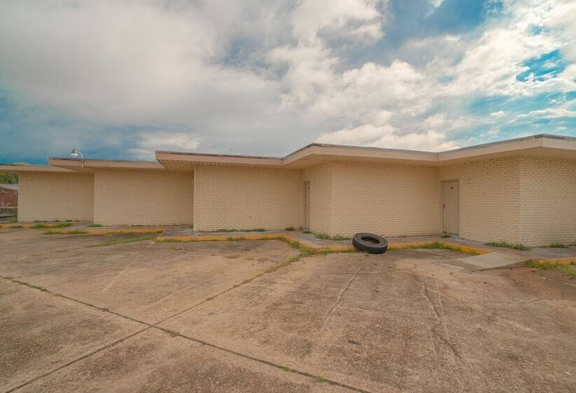 Town & Country Motel Bossier City By Oyo