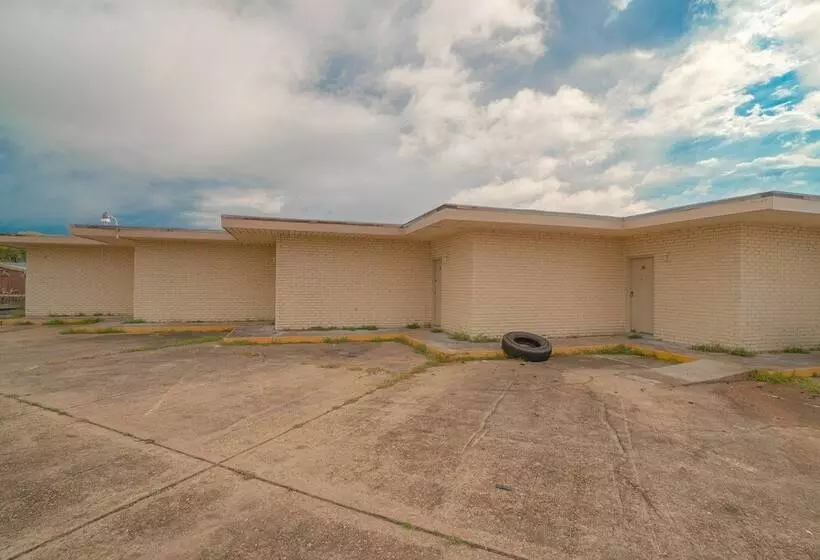 Town & Country Motel Bossier City By Oyo
